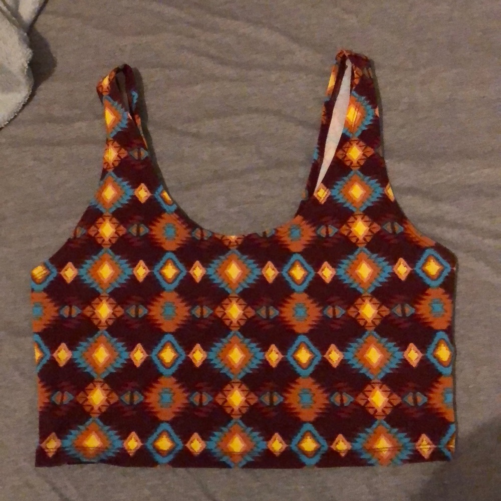 Crop top
